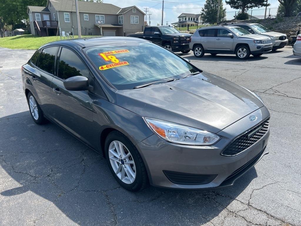 Ford Focus SE Sedan 2018