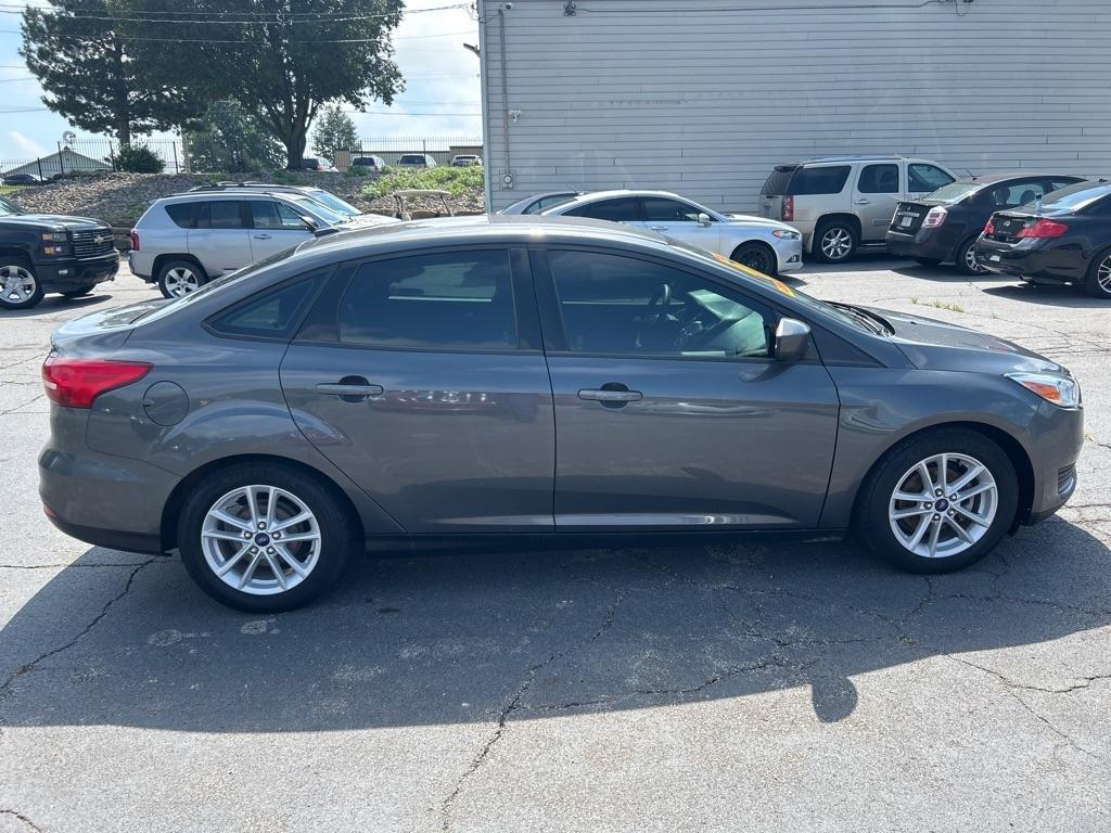 Ford Focus SE Sedan 2018