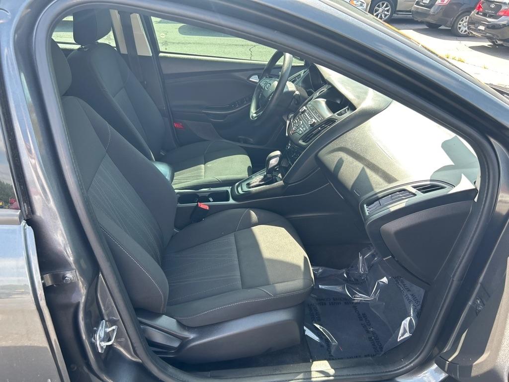 Ford Focus SE Sedan 2018