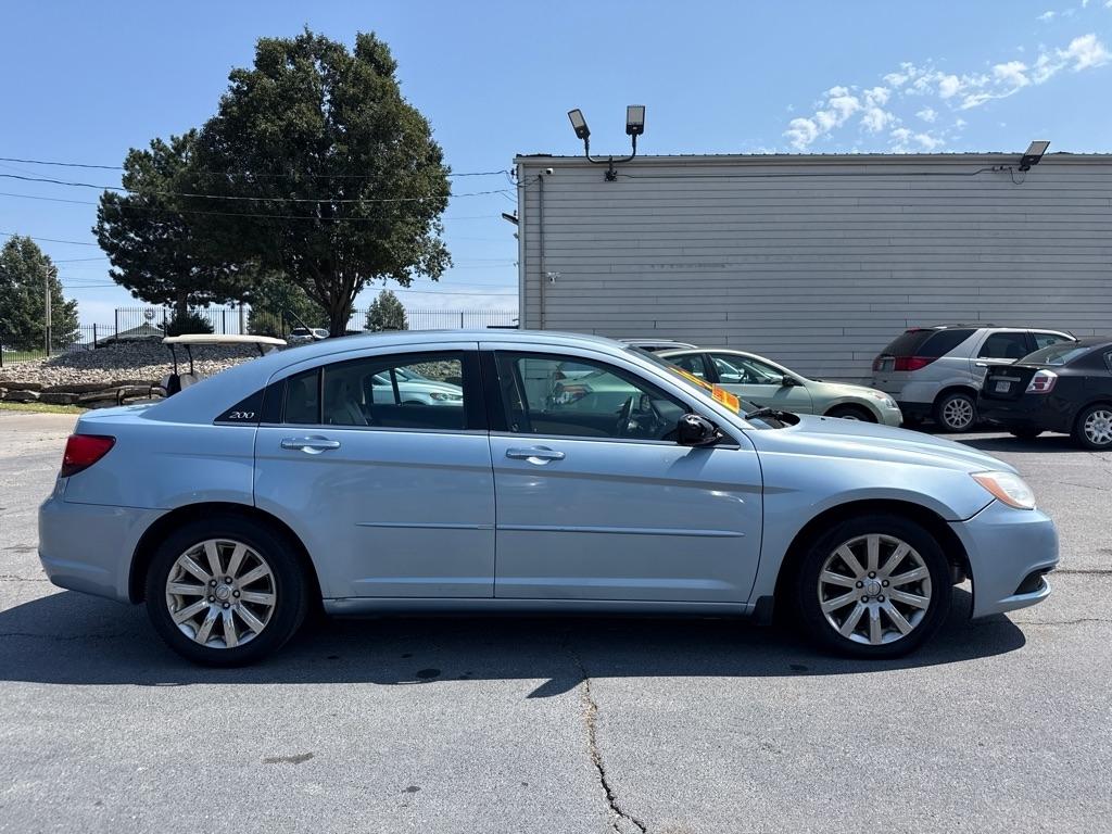 Chrysler 200 Limited 2013