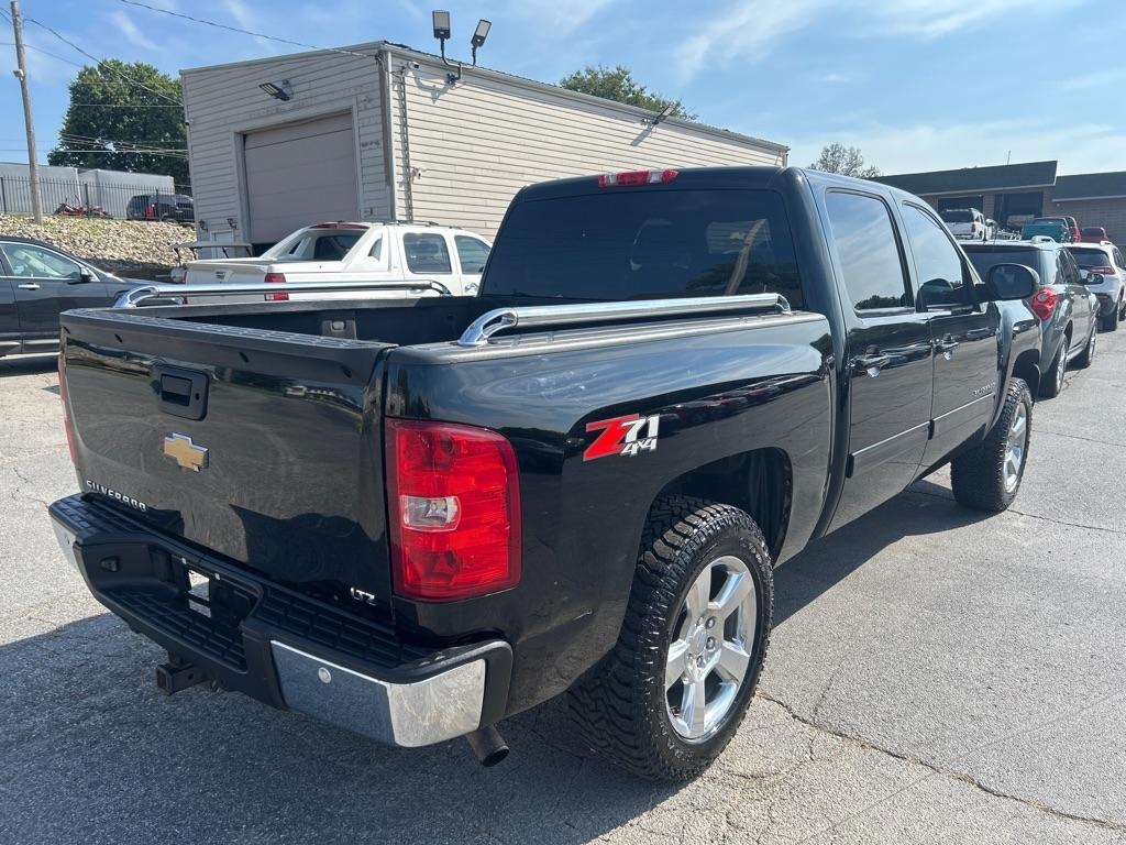 Chevrolet Silverado 1500 LTZ Crew Cab 4WD 2013