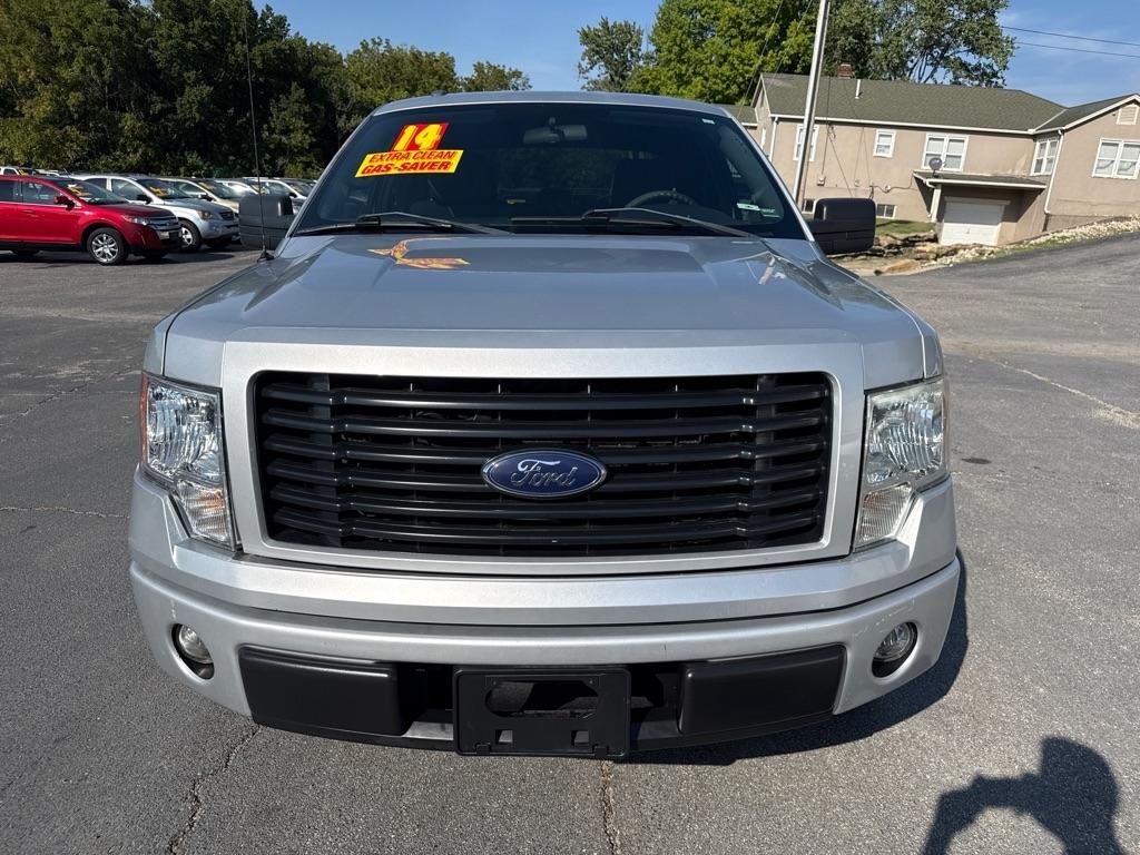 Ford F-150 XL SuperCab 8-ft. Bed 2WD 2014