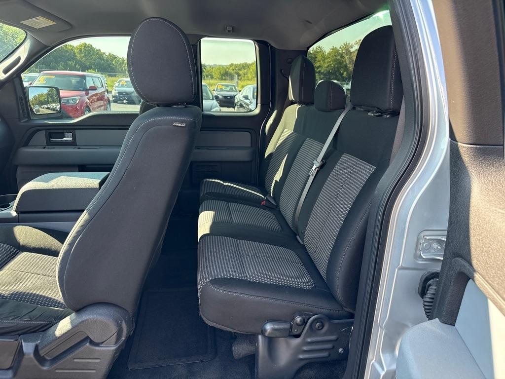 Ford F-150 XL SuperCab 8-ft. Bed 2WD 2014