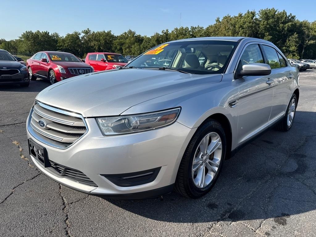 Ford Taurus SEL FWD 2013