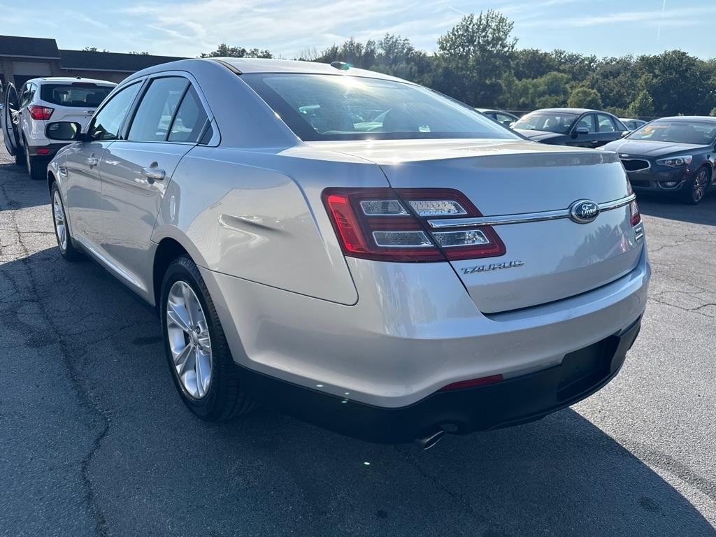 Ford Taurus SEL FWD 2013