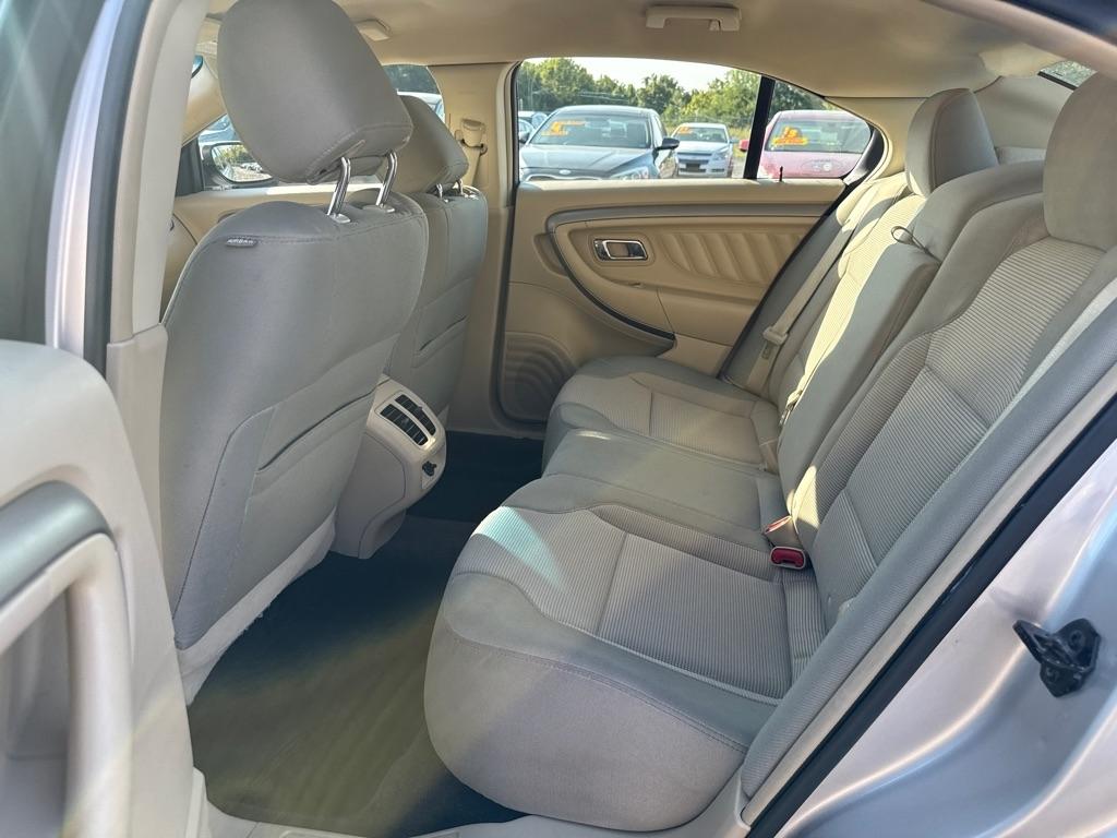 Ford Taurus SEL FWD 2013