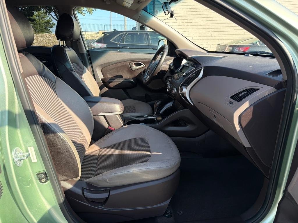 Hyundai Tucson GL Auto FWD 2012