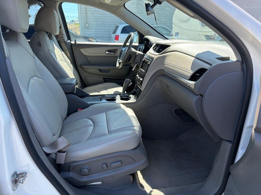 Chevrolet Traverse 2LT FWD 2015