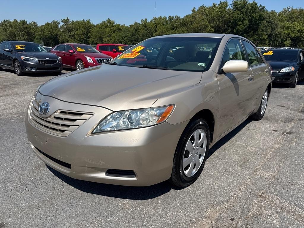 Toyota Camry SE 5-Spd AT 2009