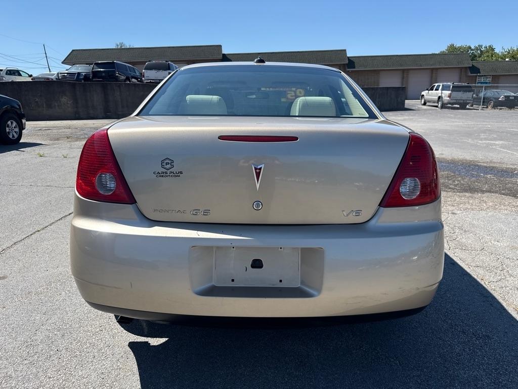 Pontiac G6 Base 2005