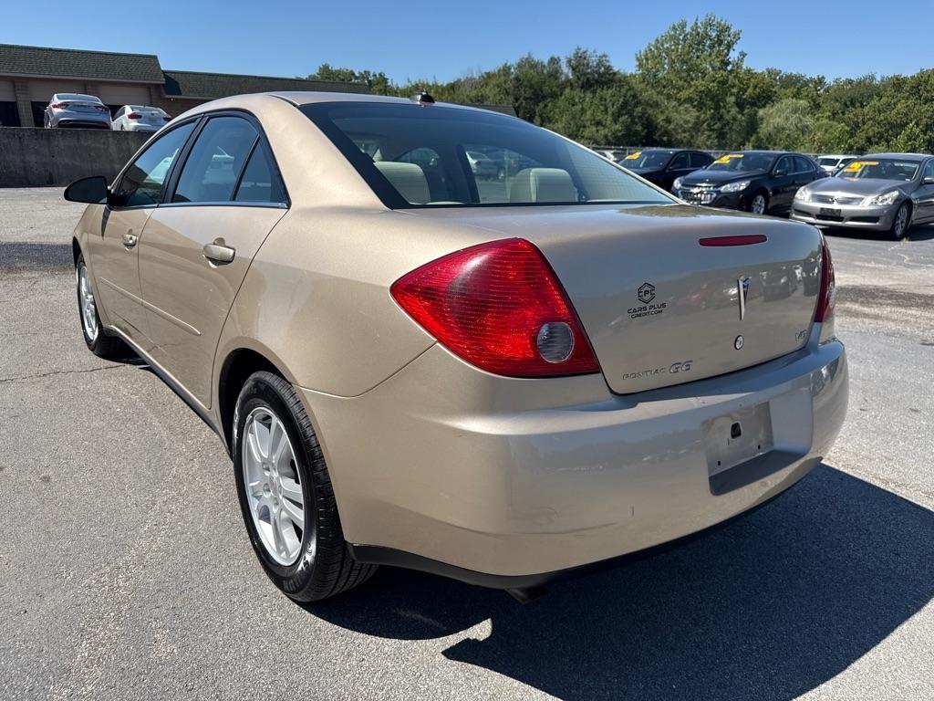 Pontiac G6 Base 2005