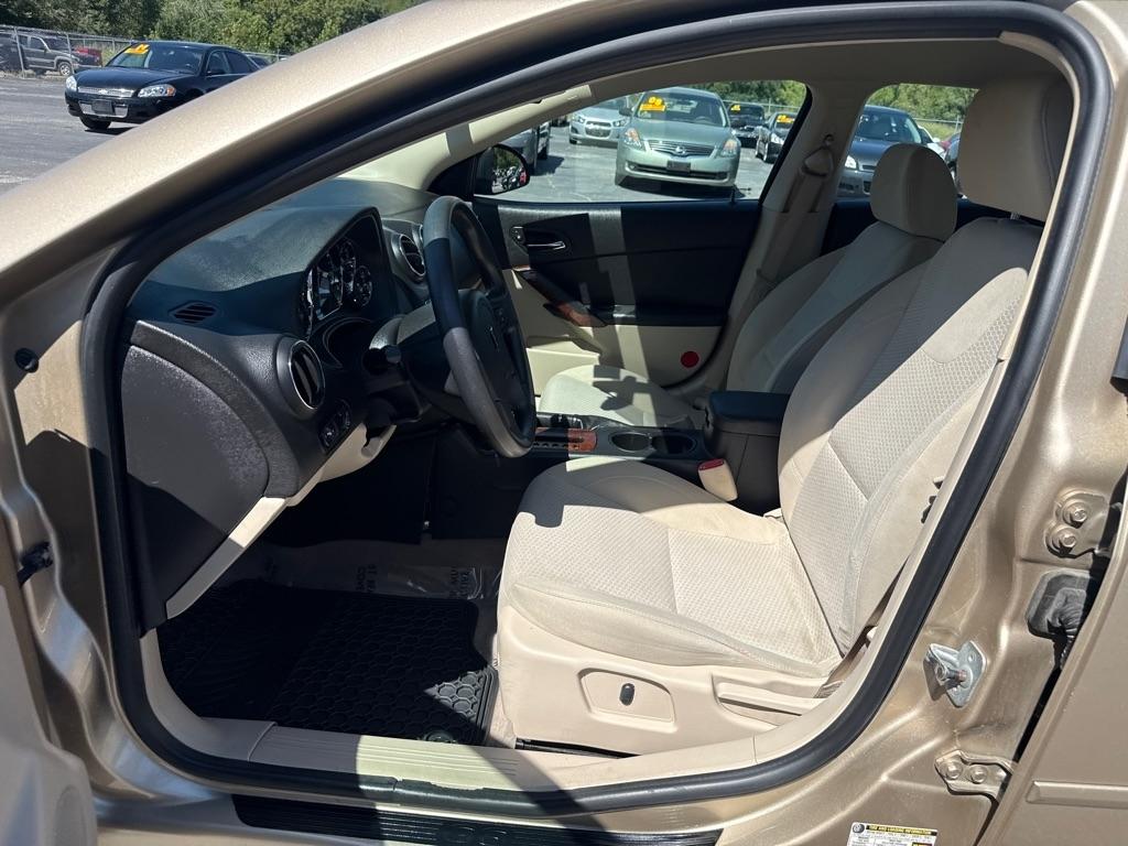 Pontiac G6 Base 2005