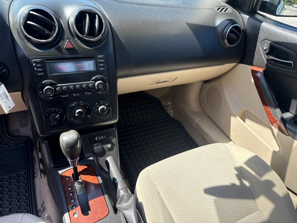 Pontiac G6 Base 2005