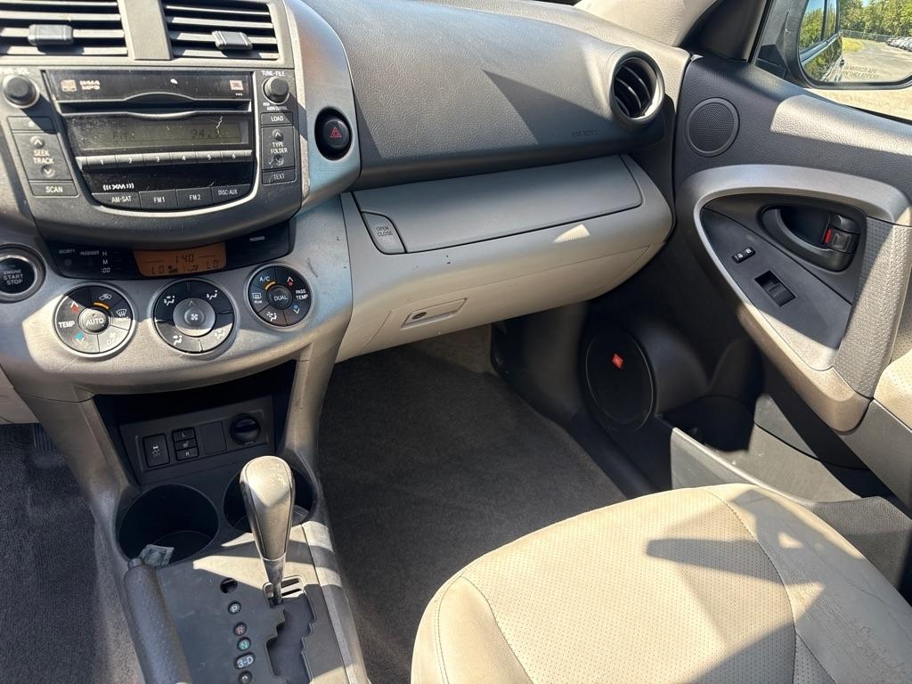 Toyota RAV4 Limited I4 2WD 2009
