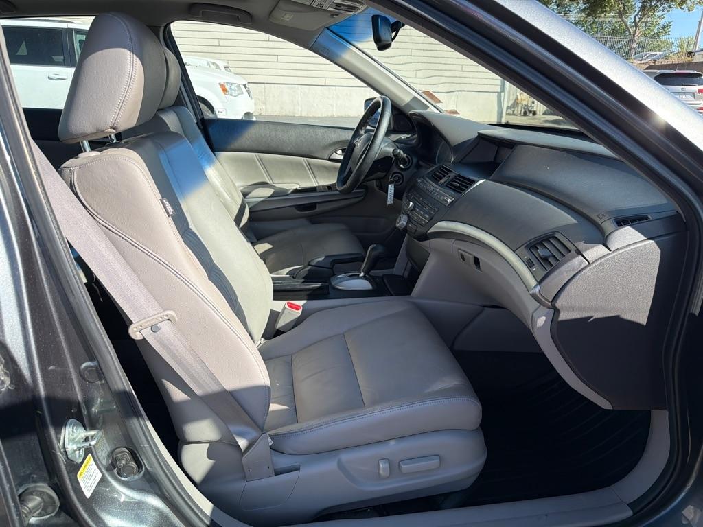 Honda Accord EX-L V-6 Sedan AT 2010