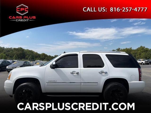 White 2009 GMC Yukon SUV / Crossover 4X2 Automatic