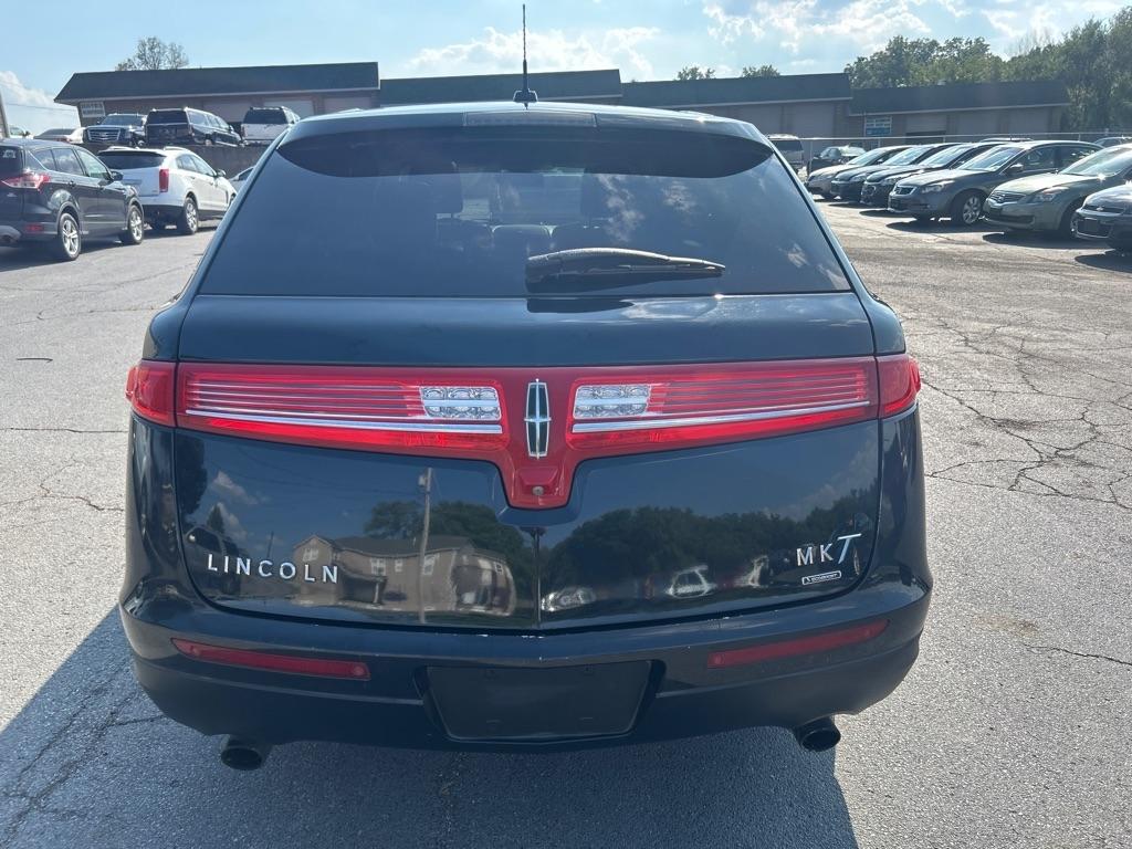 Lincoln MKT 3.5L with EcoBoost AWD 2014