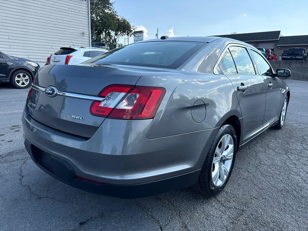 Ford Taurus SEL FWD 2012