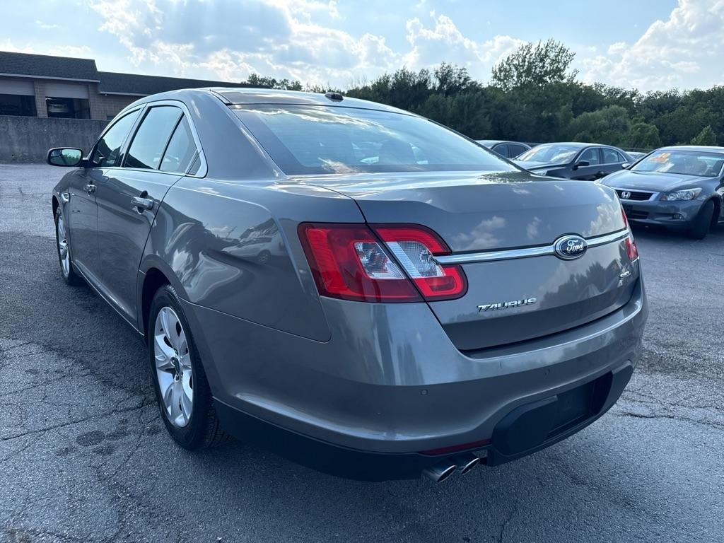 Ford Taurus SEL FWD 2012