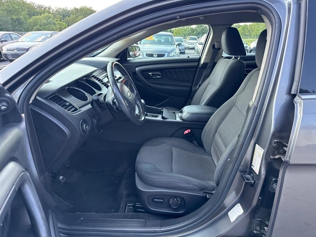 Ford Taurus SEL FWD 2012