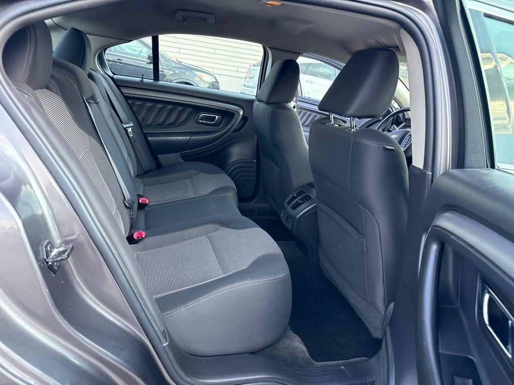 Ford Taurus SEL FWD 2012
