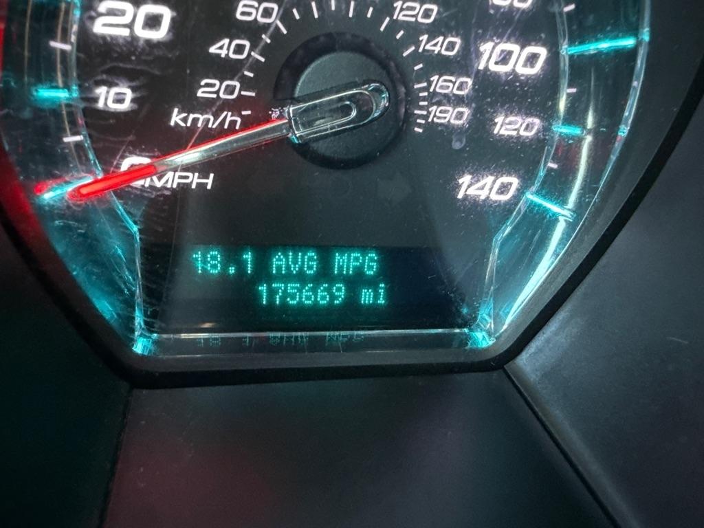 Ford Taurus SEL FWD 2012