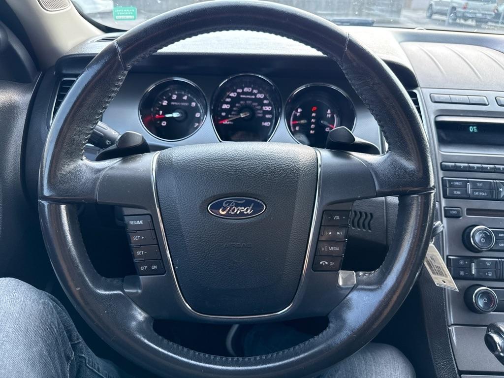 Ford Taurus SEL FWD 2012