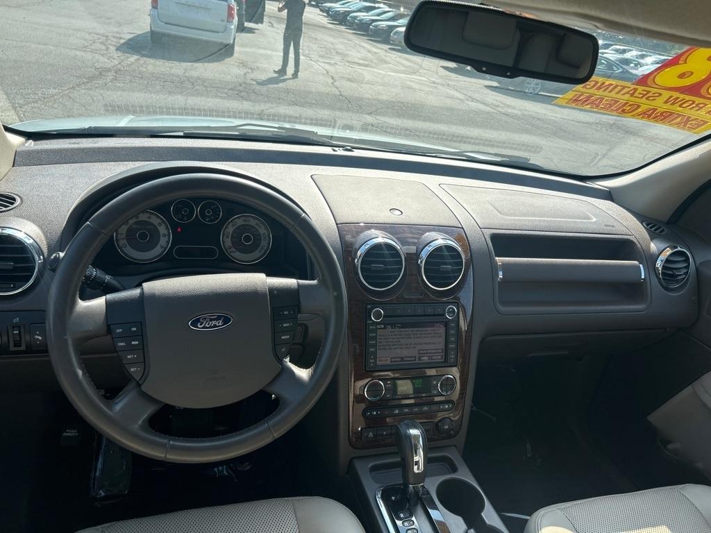 Ford Taurus X Limited AWD 2008