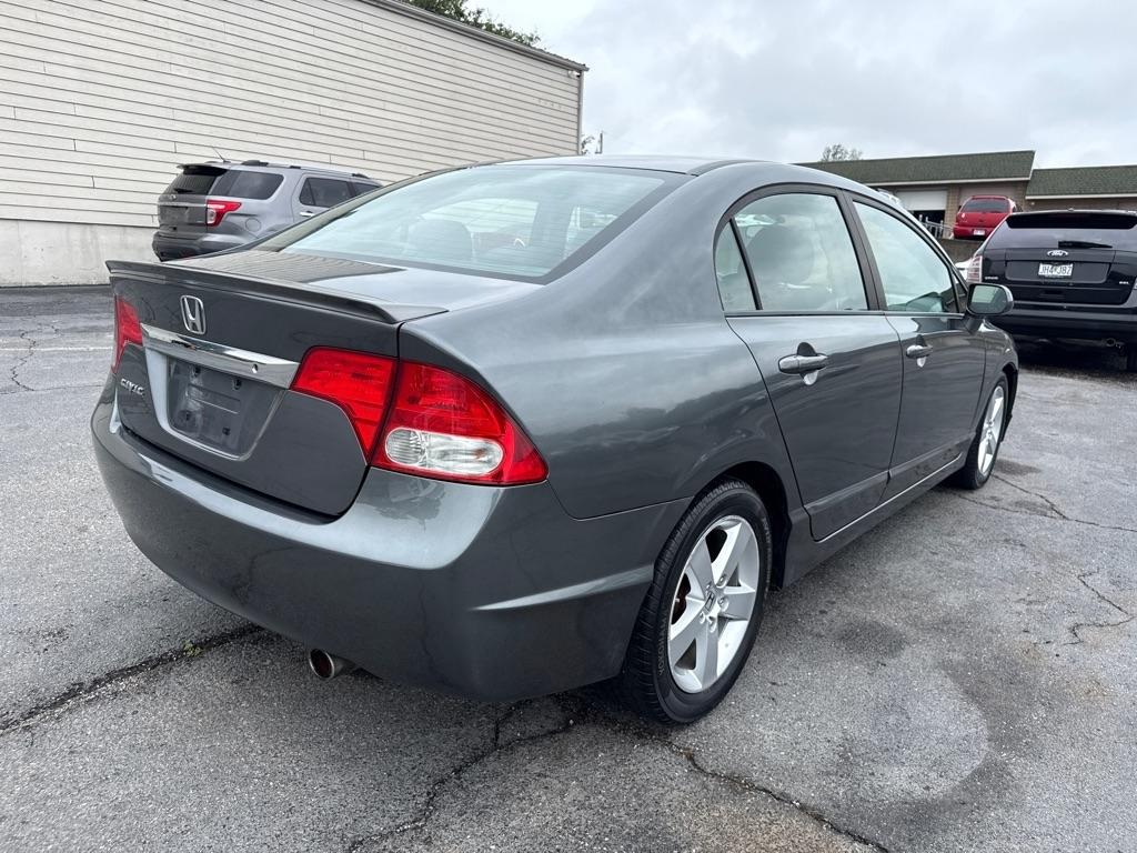 Honda Civic LX-S Sedan 5-Speed AT 2009