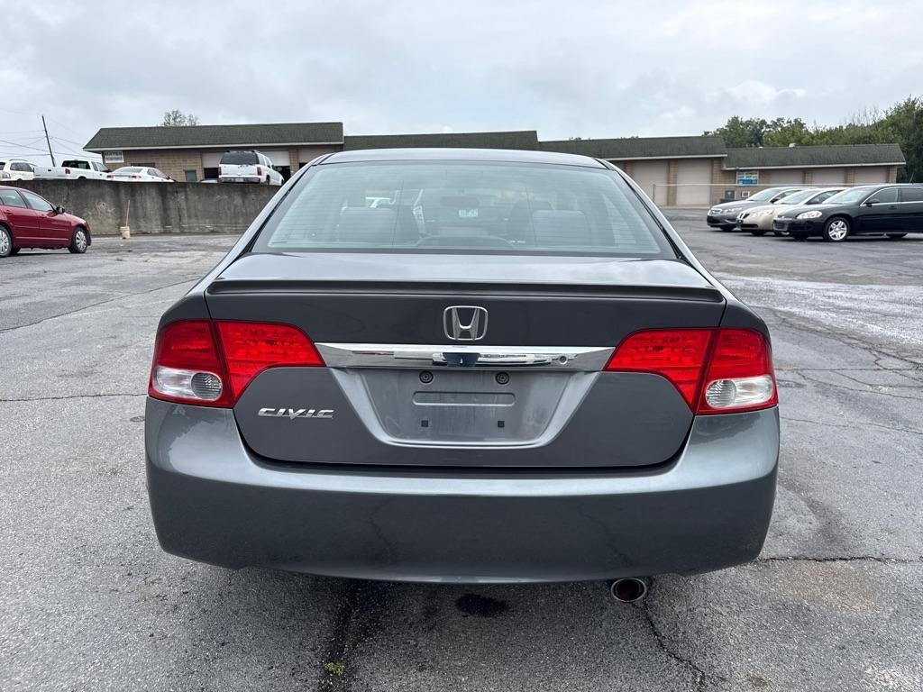 Honda Civic LX-S Sedan 5-Speed AT 2009