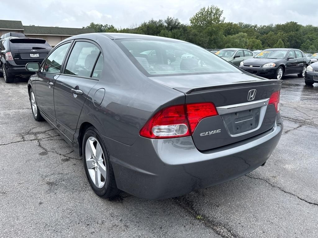 Honda Civic LX-S Sedan 5-Speed AT 2009