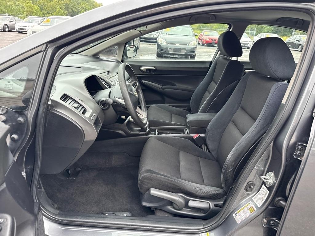 Honda Civic LX-S Sedan 5-Speed AT 2009