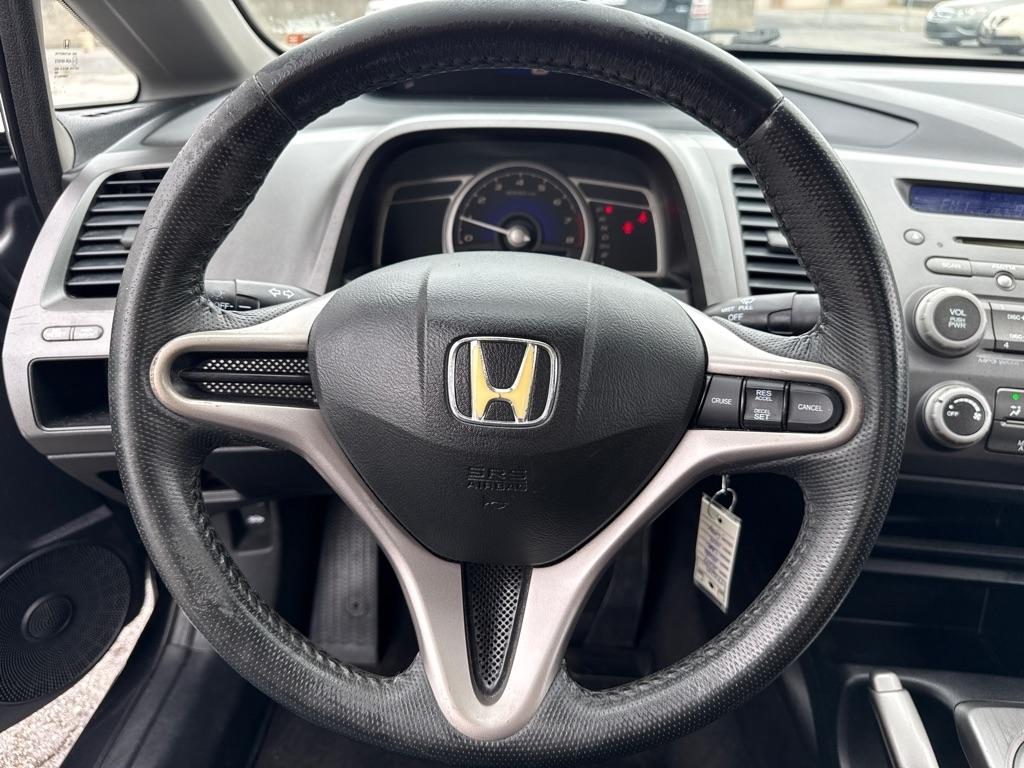 Honda Civic LX-S Sedan 5-Speed AT 2009