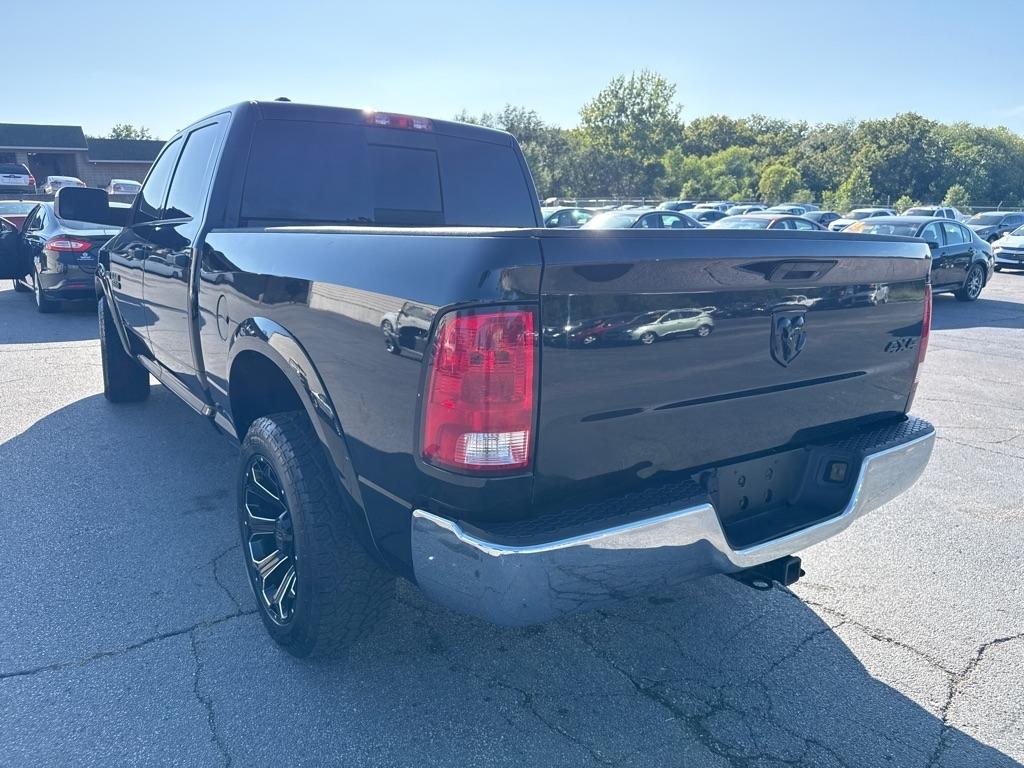 RAM 1500 SLT Crew Cab LWB 4WD 2015