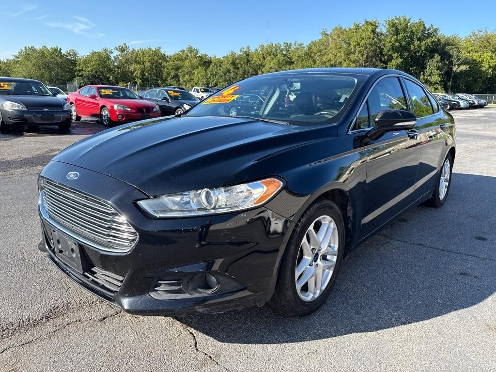 Ford Fusion SE 2016