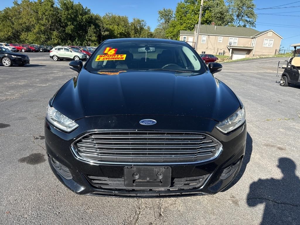 Ford Fusion SE 2016