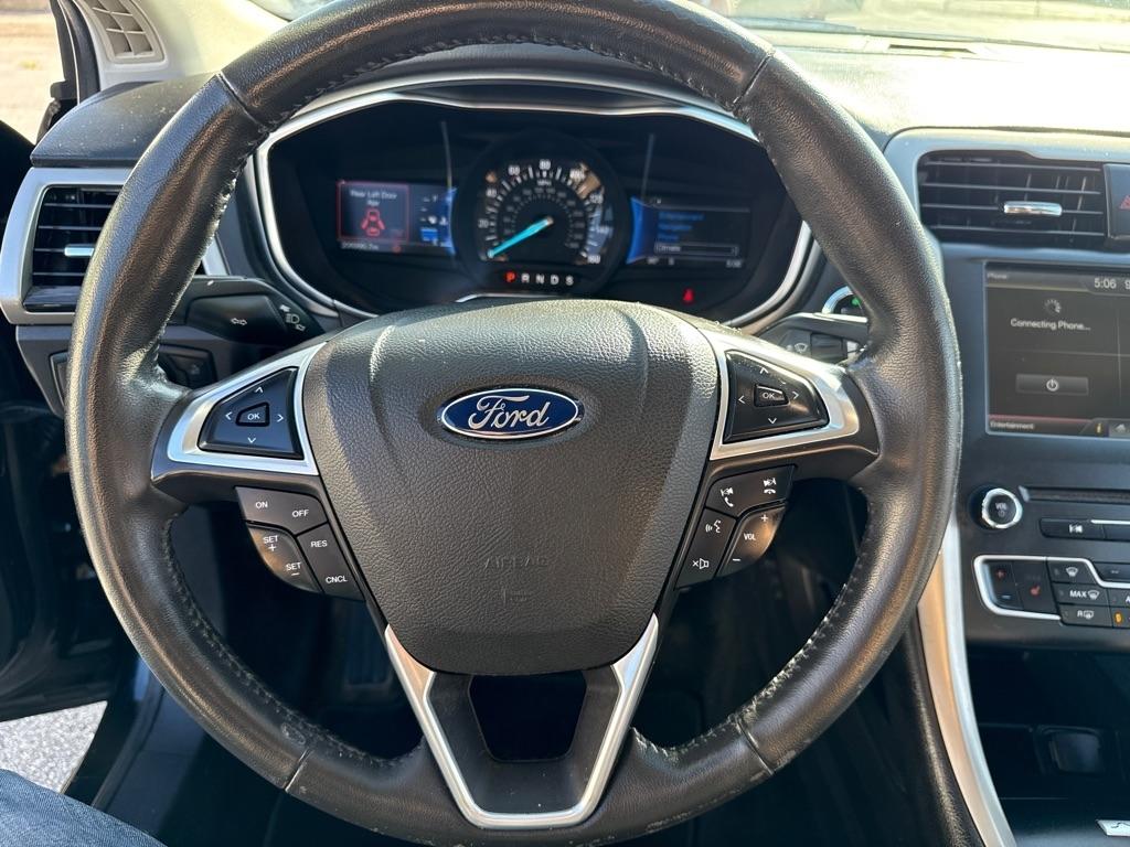 Ford Fusion SE 2016