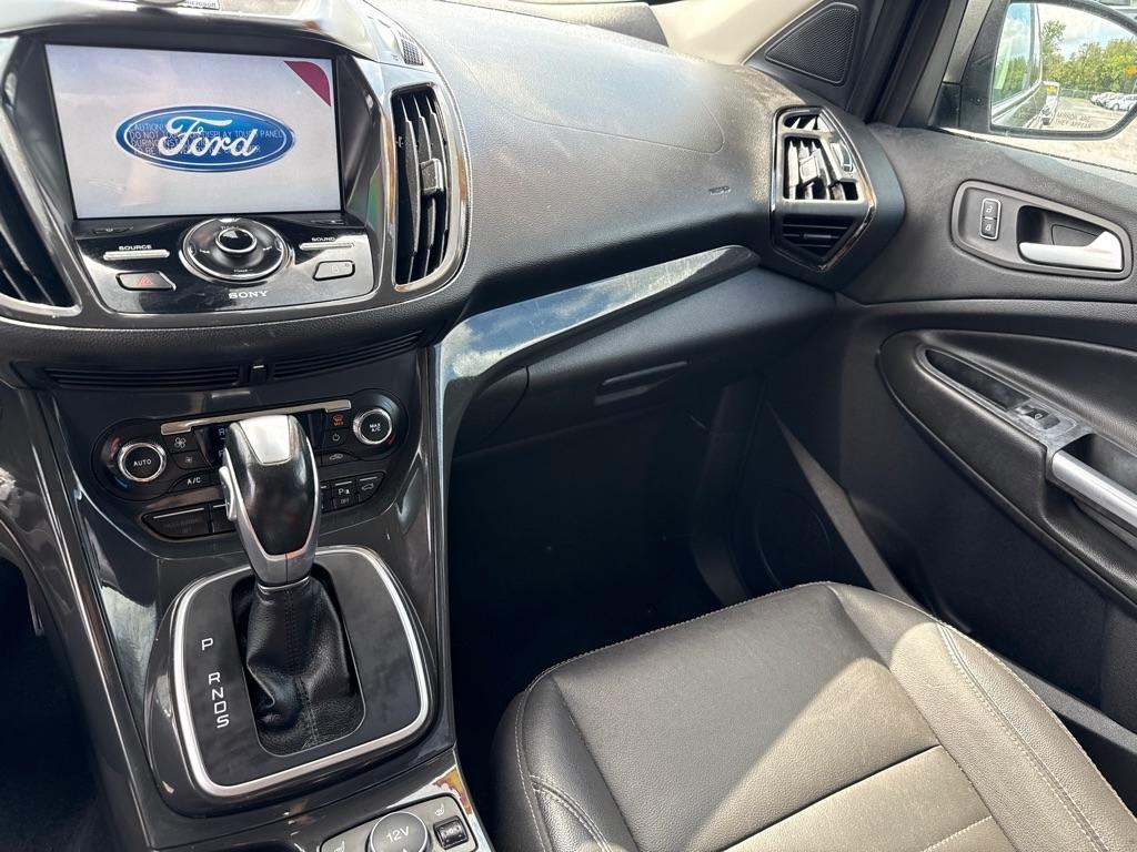 Ford Escape Titanium 4WD 2014