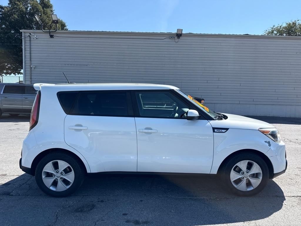 Kia Soul Base 6A 2016