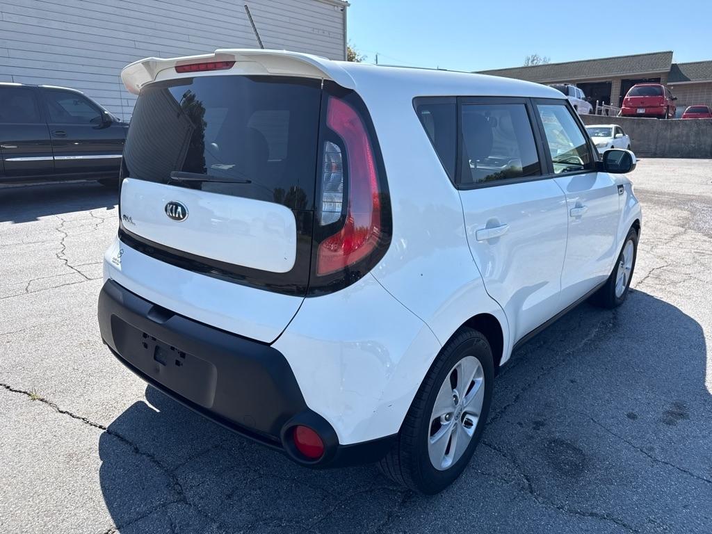 Kia Soul Base 6A 2016