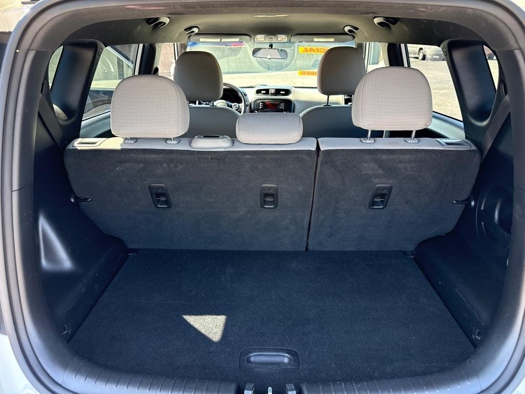 Kia Soul Base 6A 2016