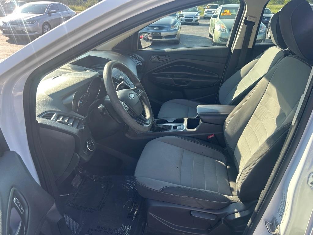 Ford Escape S FWD 2019