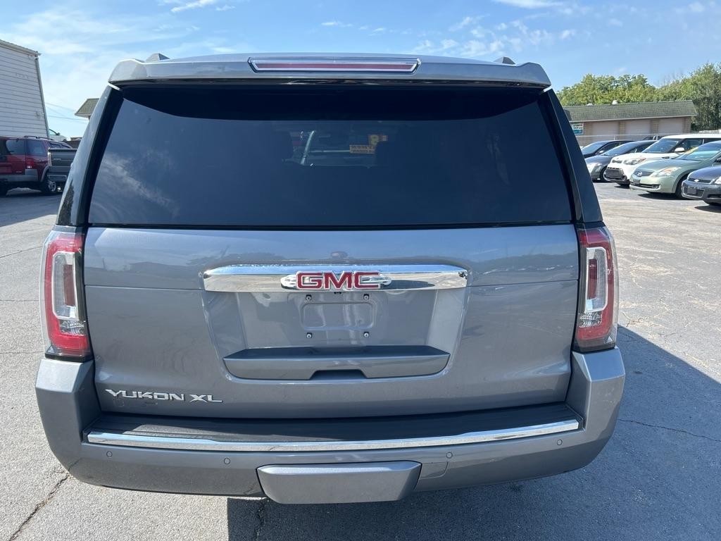 GMC Yukon XL Denali 4WD 2018