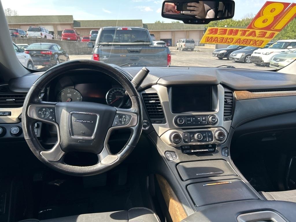 GMC Yukon XL Denali 4WD 2018