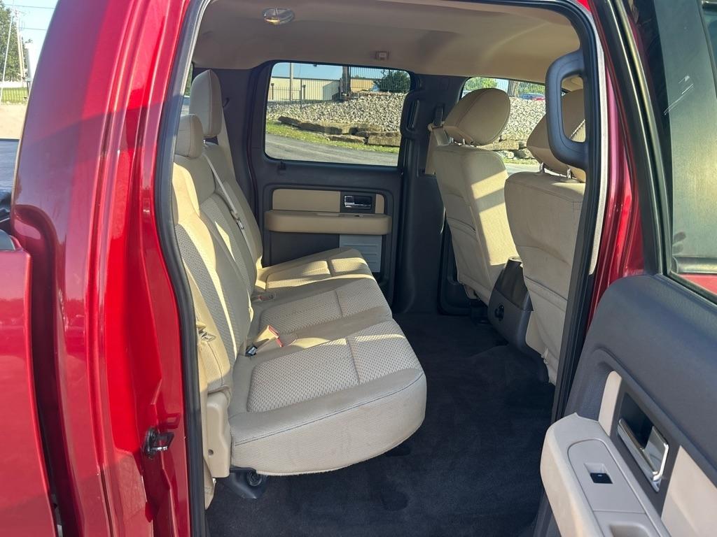 Ford F-150 XL SuperCrew 5.5-ft. Bed 4WD 2013