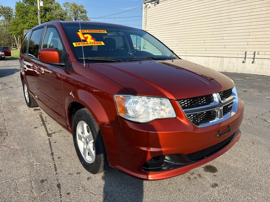 Dodge Grand Caravan SXT 2012