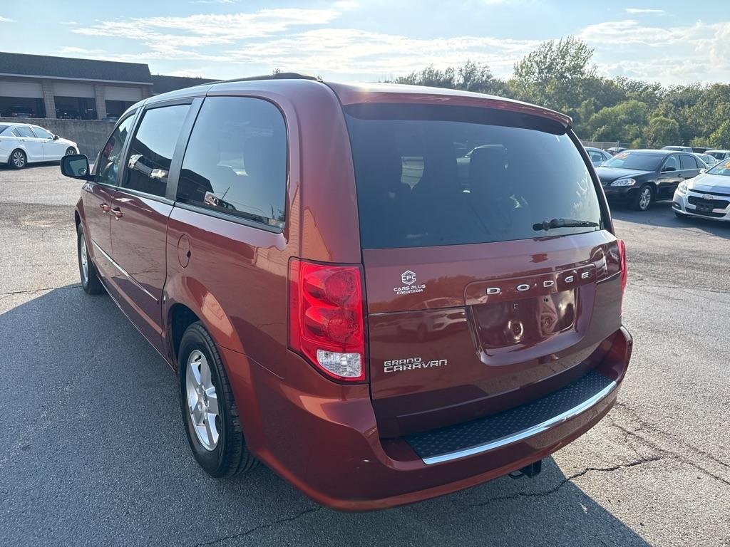 Dodge Grand Caravan SXT 2012