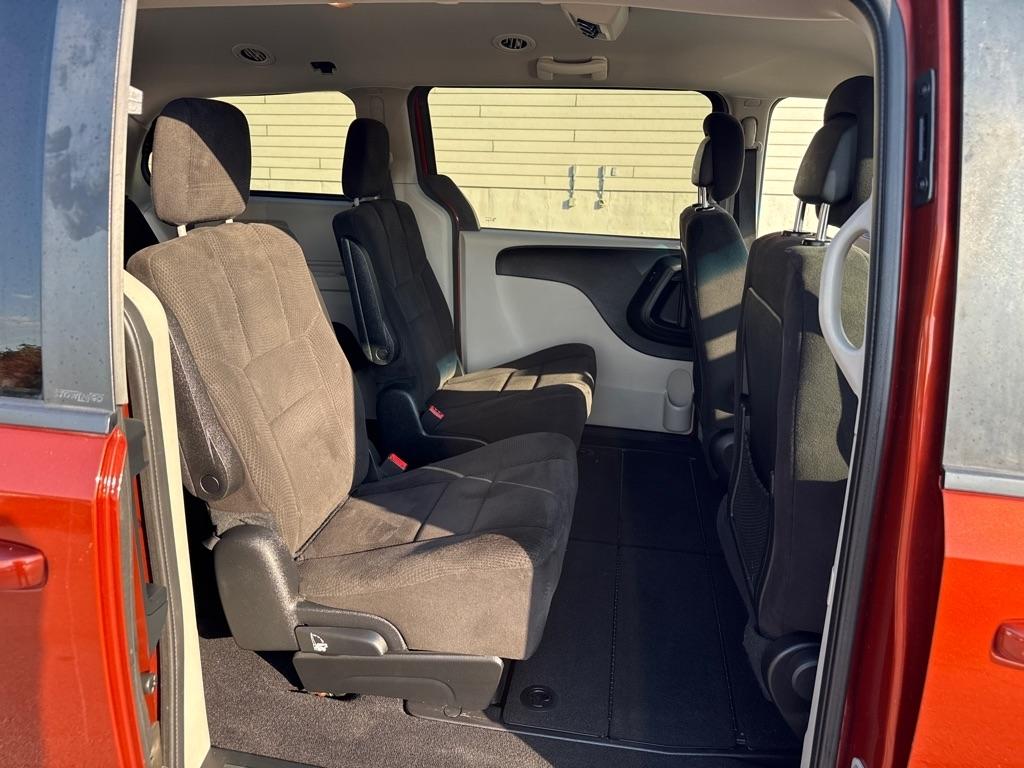 Dodge Grand Caravan SXT 2012