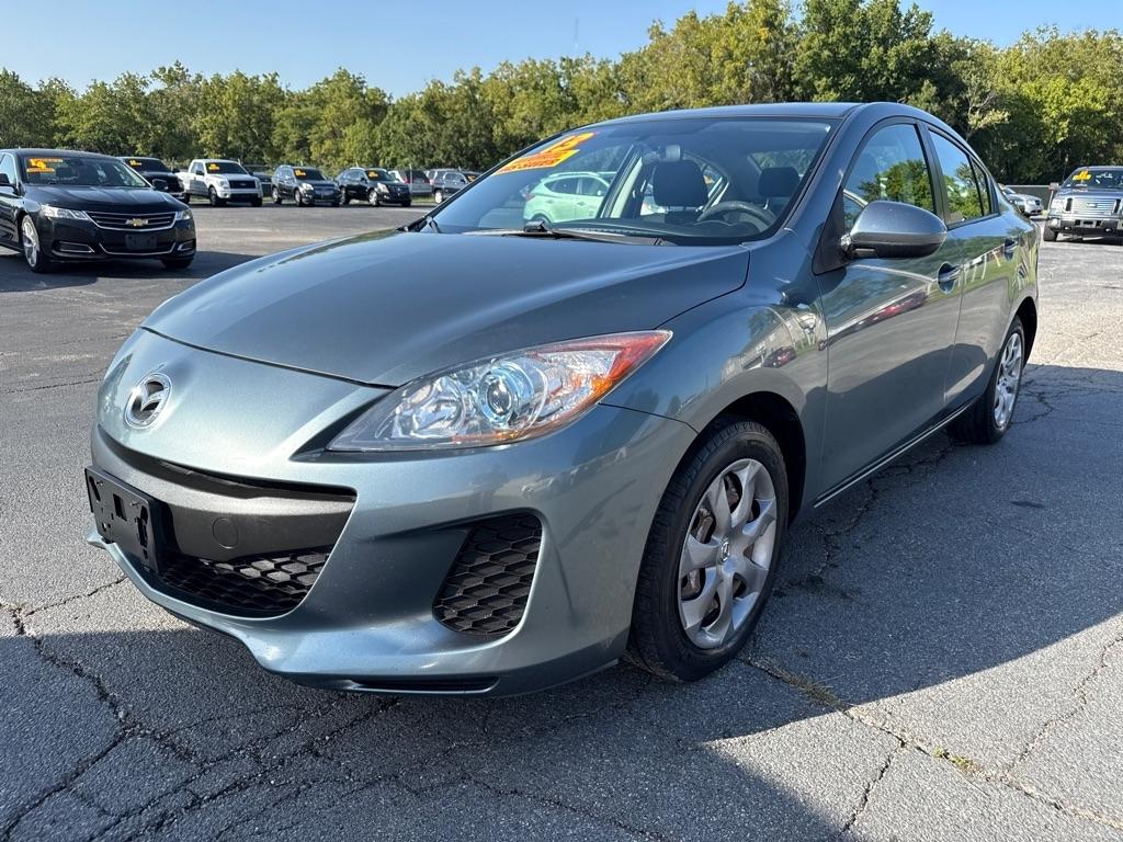 Mazda MAZDA3 i Sport 4-Door 2013
