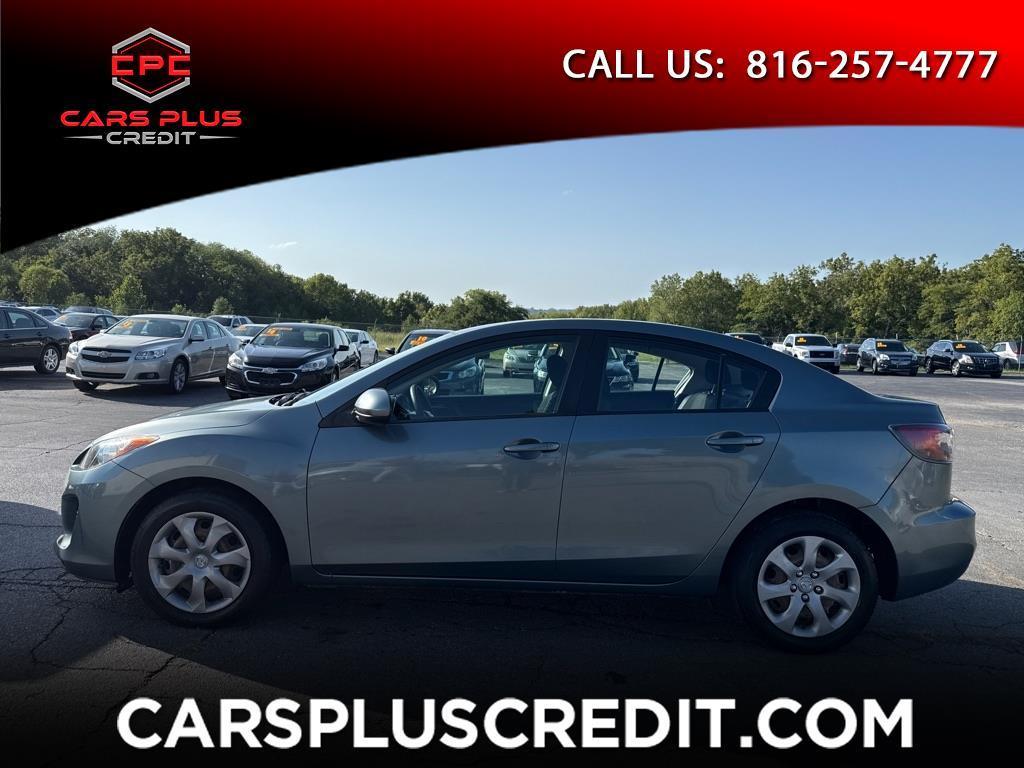 Mazda MAZDA3 i Sport 4-Door 2013